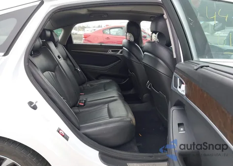 2015 Hyundai Genesis 3.8 из США, поврежденный, VIN KMHGN4JE2FU046038